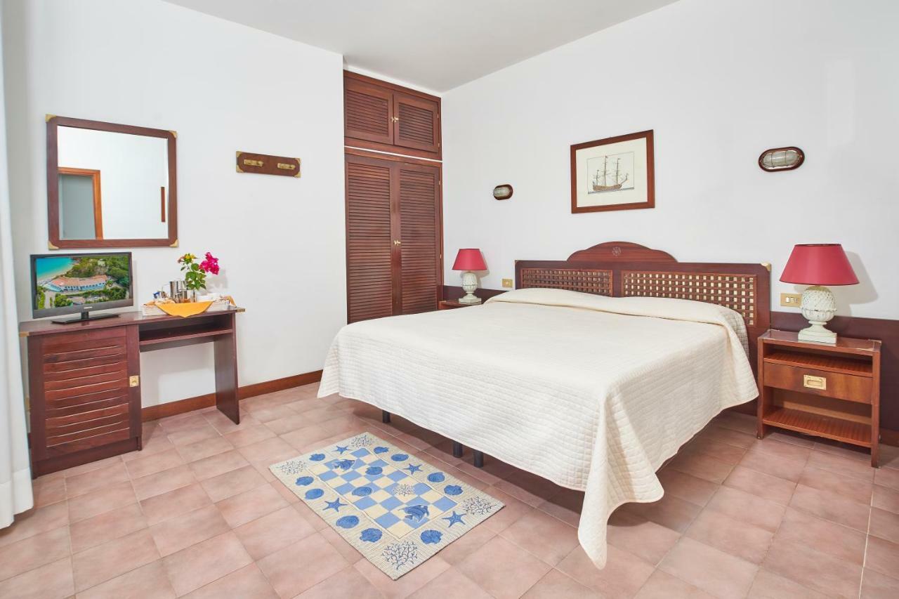 Hotel Antares
