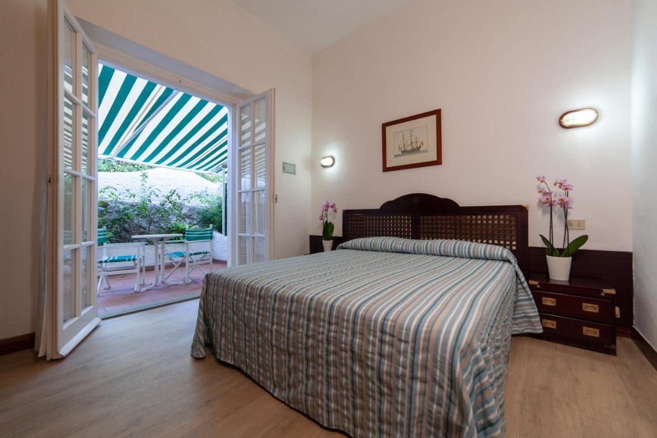 Antares Hotel 3*